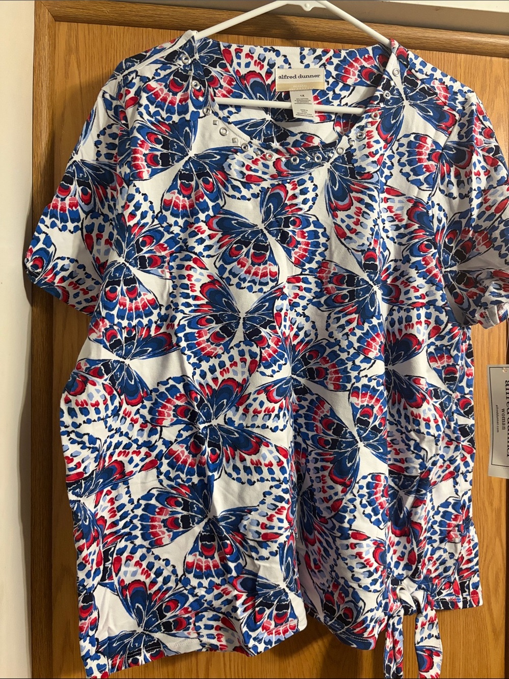 Alfred Dunner White Top with Blue and Red Floral-Butterfly Print